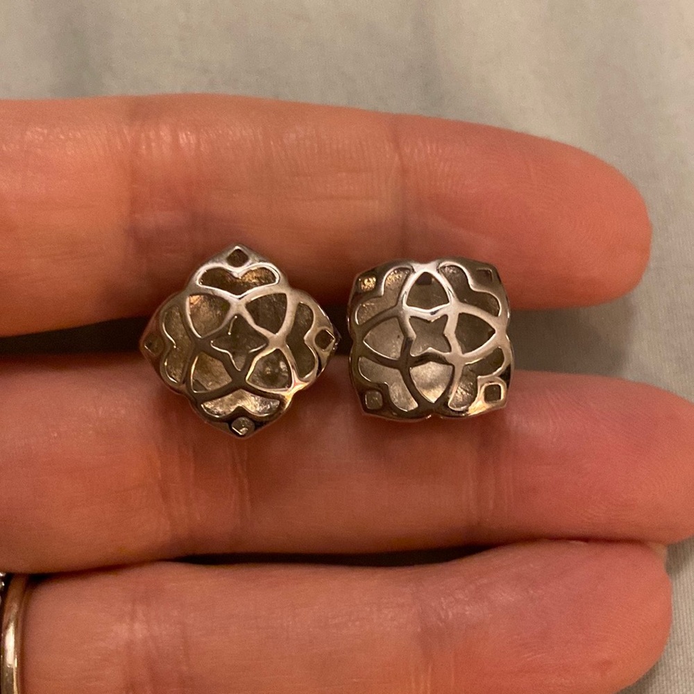 Kendra Scott Earrings